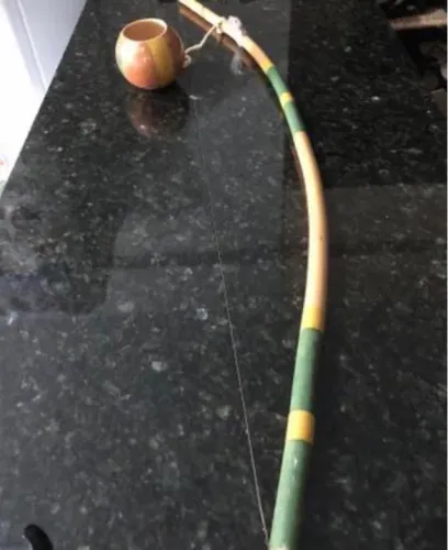 Berimbau pequeno decorativo