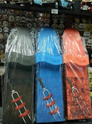 Porta espeto em madeira novo