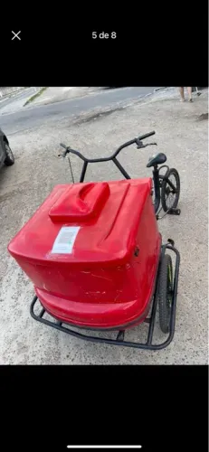 Bicicleta de Entrega com picolé bebidas e outros