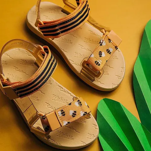 SANDÁLIA INFANTIL PAPETE BUGS ABELINHA MINI MELISSA<br>Nova na caixa número 31