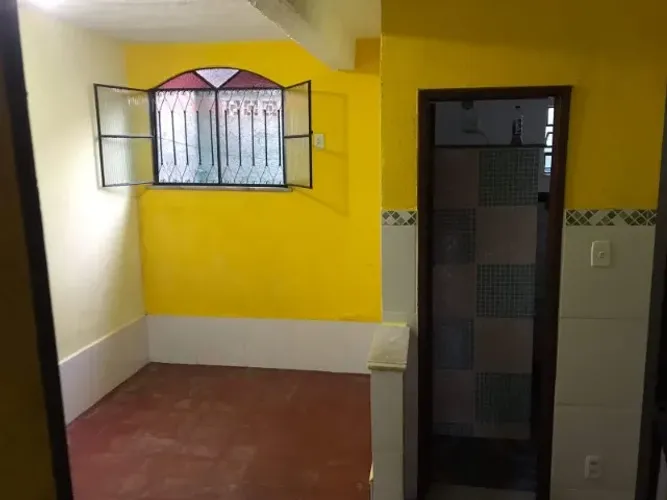 Alugo kitnet em São Gonçalo/Porto Novo Próximo a UERJ  