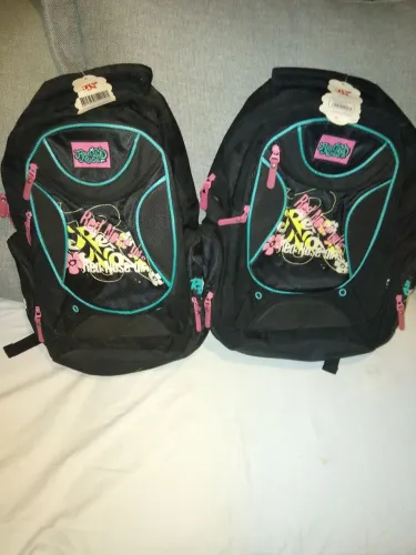 Par de mochilas Red Nose novas