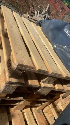 Paletes de madeira - Usados