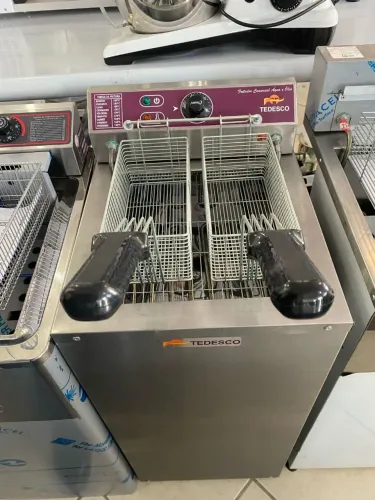 NZ. Fritadeira elétrica água e óleo 8.500w 2 cestos aTEDESCO