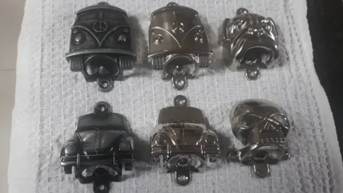 Abridores de garrafa diversos