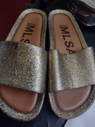 Melissa original dourada tamanho 36