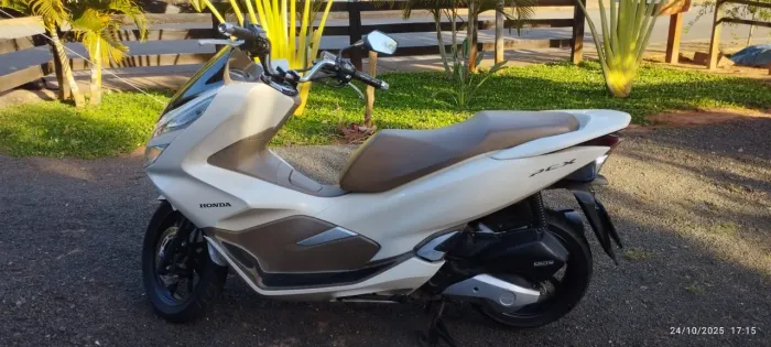 Honda PCX DLX impecável, apenas 12 mil km