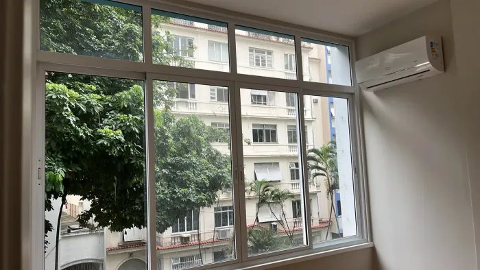 Sala, 2 quartos rua Senador Vergueiro