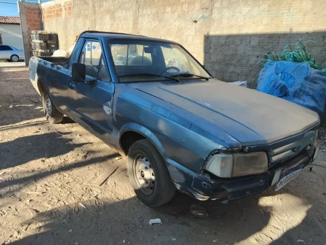 Ford Pampa L 1.8i / 1.8 (gasolina) 1990