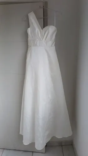 Vestido de noiva off branco nula manga