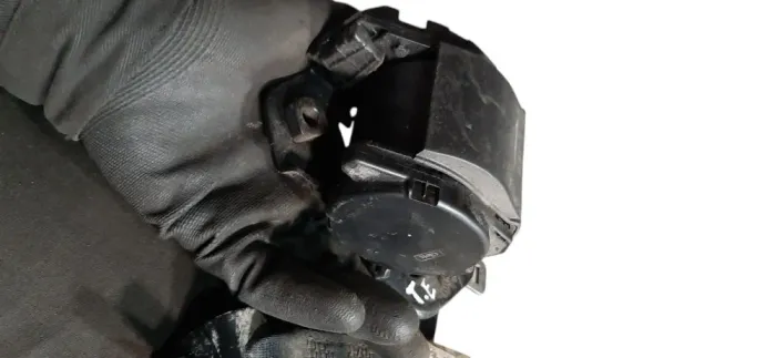 Cinto Segurança Traseiro Esquerdo Ford Fiesta 2001 2002