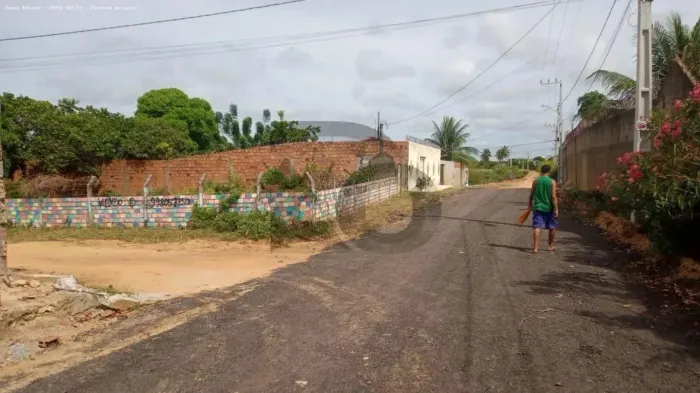 Terreno localizado no Bairro Mosqueiro, em Aracaju/SE.
