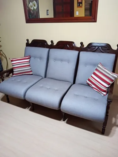 MÓVEIS DE GRAMADO - Conjunto de sofá 3 lugares + duas poltronas