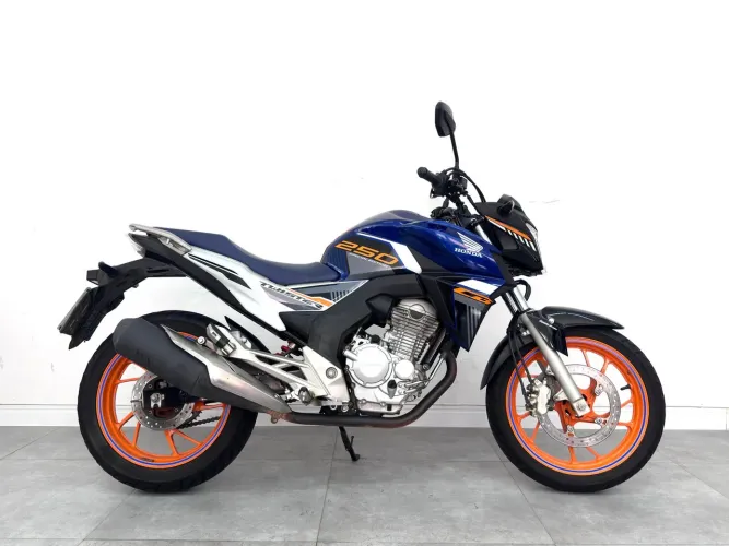 CB TWISTER SPECIAL EDITION