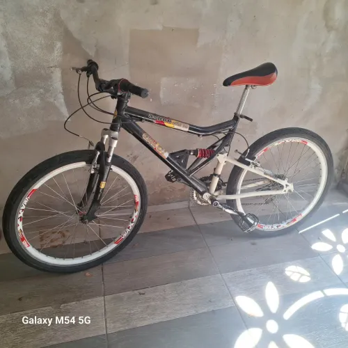 Bicicleta aro 26 Caloi