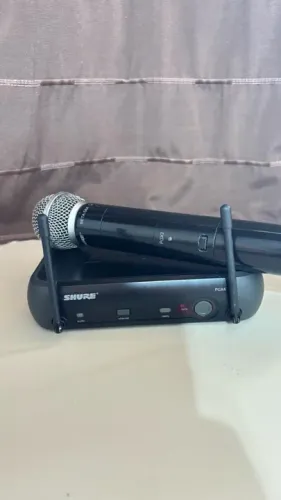 Microfone Shure sem fio Beta 58
