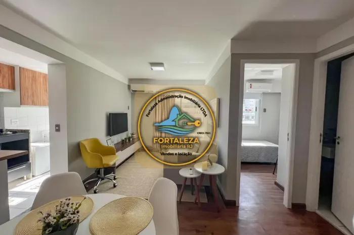 Apto em Botafogo, 2 quartos (1 suíte) 70 m² Mobiliado