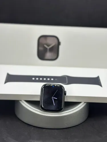 Apple Watch Series 10 + Cellular 42MM Titanium Black