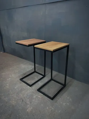 Mesinha de apoio estilo industrial