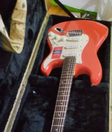 Fender Stratocaster Player II Coral Red