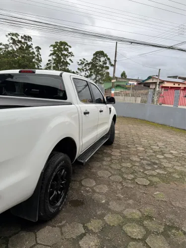 Ford Ranger XLS 2.5 16V 4X2 CD Flex 2014