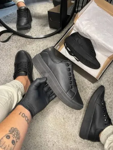 Tênis Alexander Mcqueen LANÇAMENTO