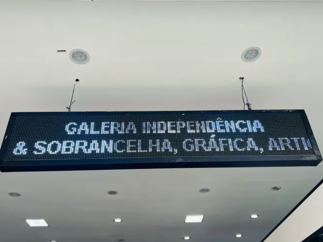 Painel de Led Letreiro Branco para Loja Bivolt 0,40x2,00 de medida