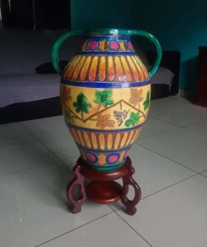 Antigo e imponente vaso em cerâmica majólica Italiano