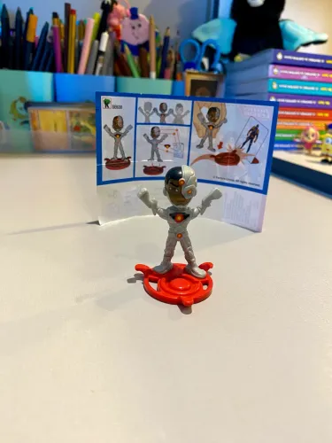Cyborg, Coleção Kinder Joy, Liga da Justiça