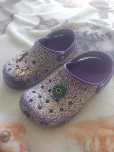 Croc original bem macio com amortecedor tamanho J2 ou 33