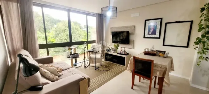 Baixou valor! Apartamento de 1 dormitório com garagem no bairro Menino Deus