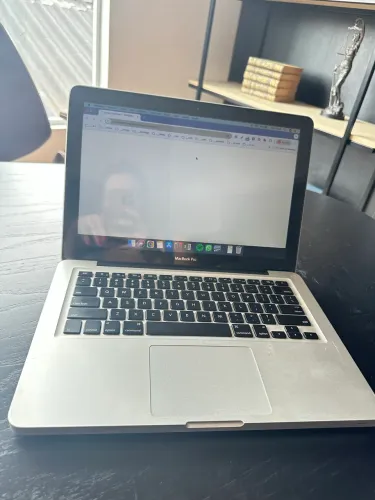Mac book Pro - 13 inch - 2012