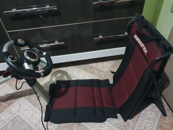 Volante Gamer com Banco Gamester