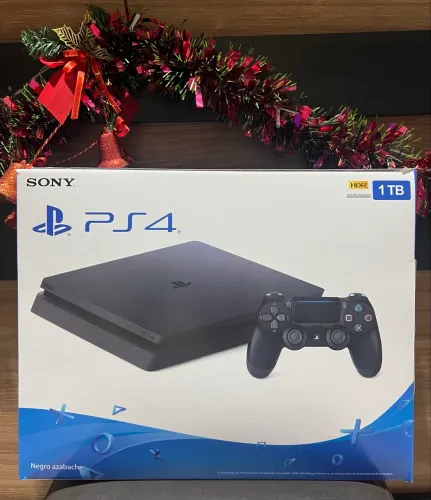 PLAYSTATION 4 SLIM COMPLETO