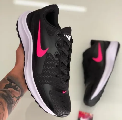 Tênis Nike feminino 