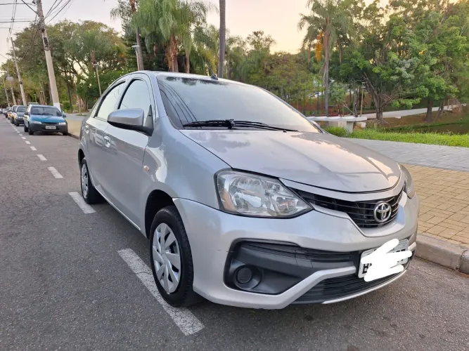 Toyota Etios X Sedan 1.5 Flex 16V 4P Aut. 2018
