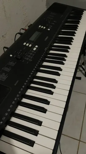 Teclado Yamaha ew310