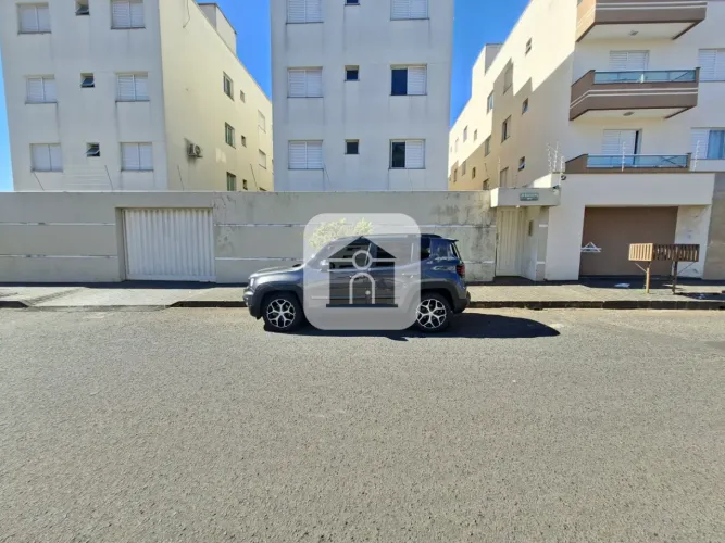 Apartamento para locação no bairro Santa Mônica
