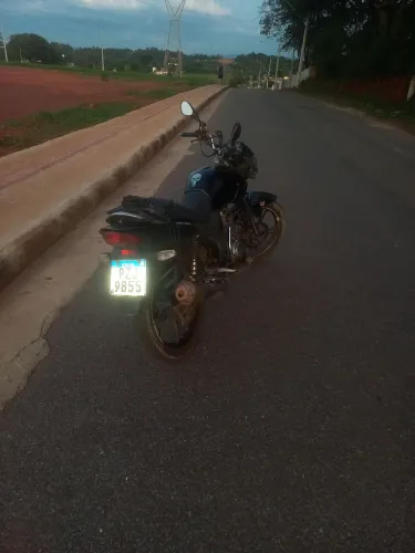 Moto  em dia  no meu nome  só transferir 