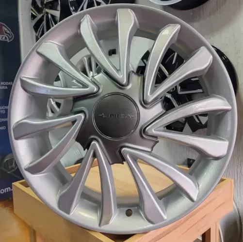 Rodas Linea aro 17 4x100 (Novas) + 195/40R17 Forceland (Semi-novos) - R$ 4.690,00