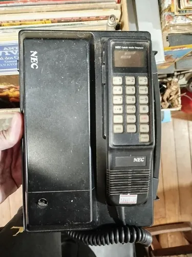 Celular Nec