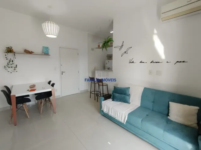 Apartamento para alugar com 1 quarto mobiliado em Santos SP