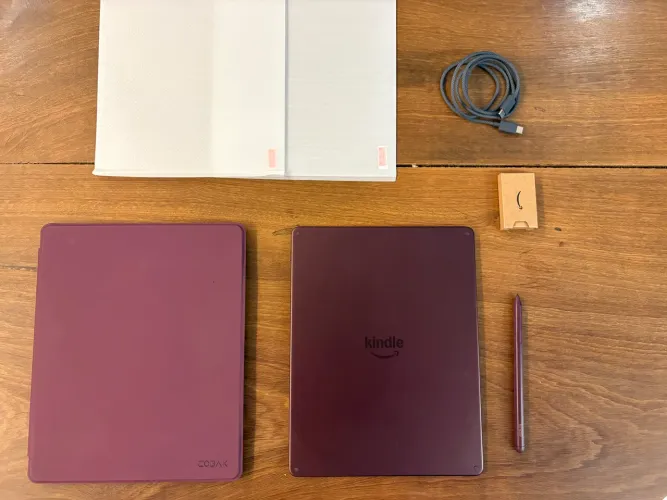Kindle Scribe Colorsoft (Cor Figo) + Acessórios originais + Capa + Duas películas