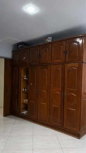 Guarda roupa cerejeira rústico de madeira maciça 