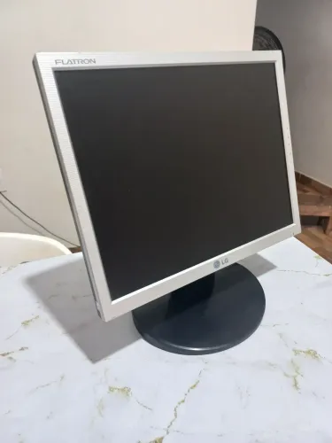 Monitor LG Flatron