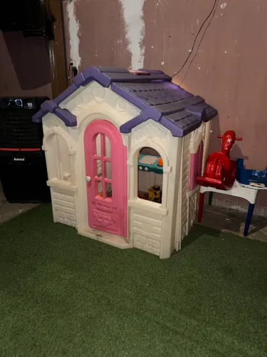 Casinha infantil material resistente