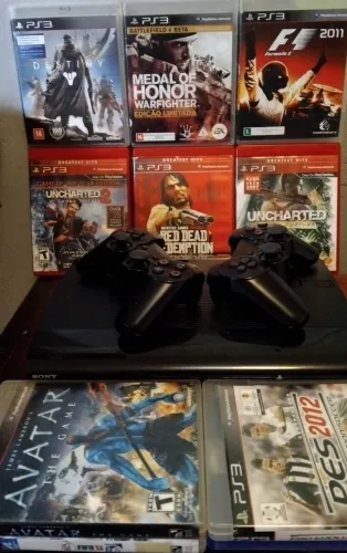 PS3 excelente com 2 controles e 10 jogos. Aceito propostas