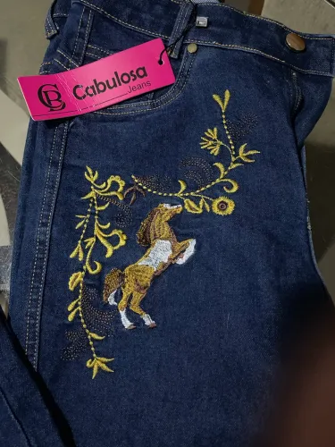 Calça dins feminina cabulosa