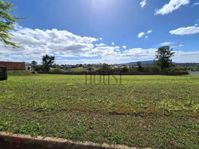 Terreno à venda, 1000 m² - Condomínio Saint Charbel - Araçoiaba da Serra/SP
