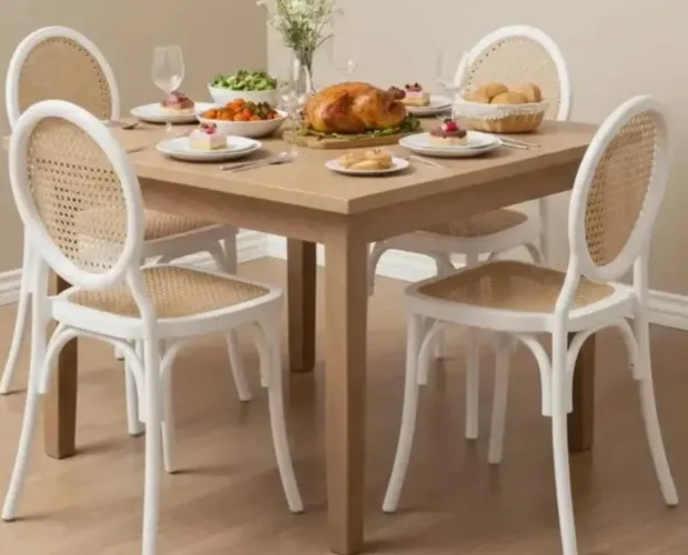 Cadeiras conjunto com 4
